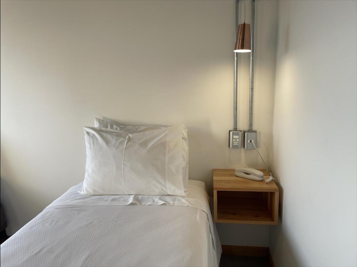 פורטו נטאלס Hotel Big Sur מראה חיצוני תמונה