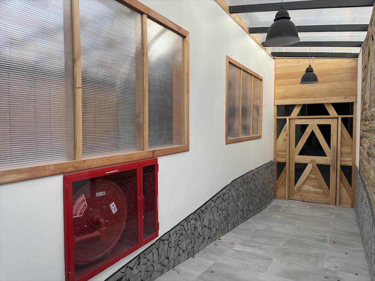 פורטו נטאלס Hotel Big Sur מראה חיצוני תמונה